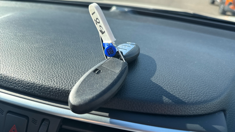 Nissan Qashqai 1.2 DiG-T N-Connecta 5dr Petrol Hatchback